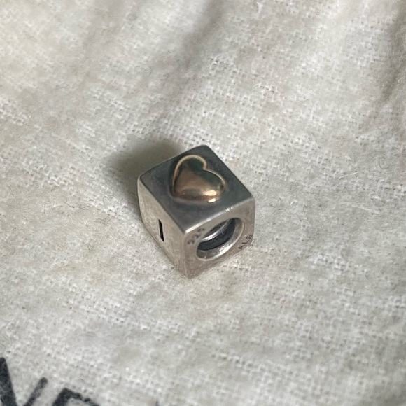 Authentic Pandora “Moments” ILY Charm - Picture 2 of 5